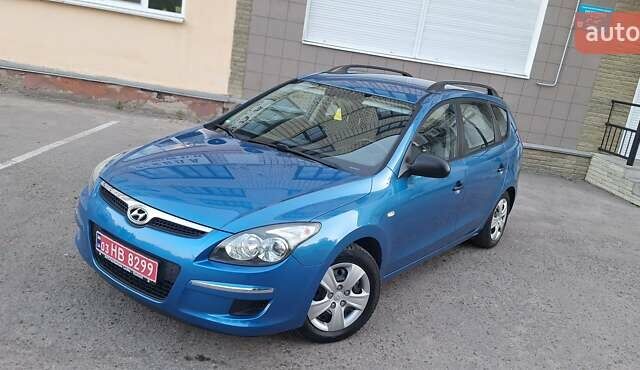 Синій Хендай i30, об'ємом двигуна 1.6 л та пробігом 220 тис. км за 5900 $, фото 1 на Automoto.ua