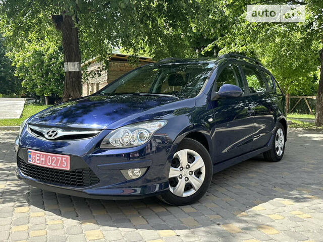 Синий Хендай i30, объемом двигателя 1.4 л и пробегом 197 тыс. км за 6990 $, фото 1 на Automoto.ua