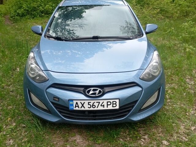 Синий Хендай i30, объемом двигателя 1.4 л и пробегом 190 тыс. км за 6400 $, фото 1 на Automoto.ua