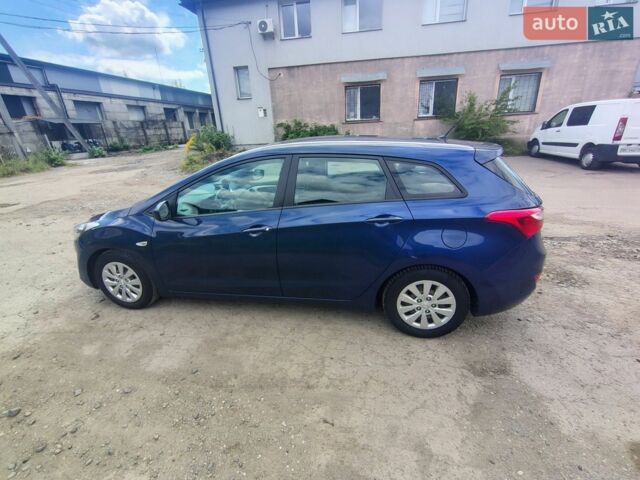 Синий Хендай i30, объемом двигателя 1.59 л и пробегом 174 тыс. км за 9300 $, фото 1 на Automoto.ua
