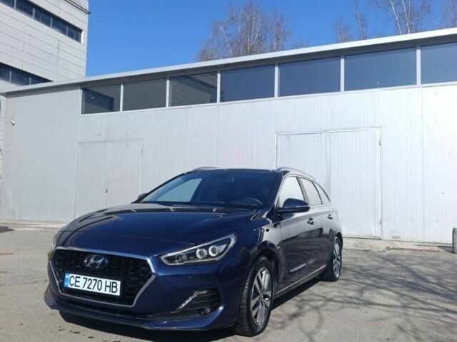 Синий Хендай i30, объемом двигателя 1.4 л и пробегом 210 тыс. км за 13700 $, фото 1 на Automoto.ua