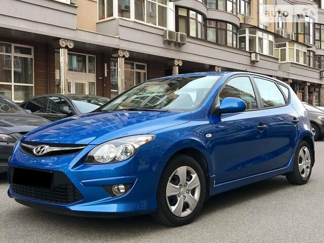 Синий Хендай i30, объемом двигателя 1.4 л и пробегом 15 тыс. км за 9900 $, фото 1 на Automoto.ua