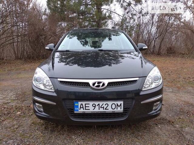 Хендай i30 Wagon, об'ємом двигуна 2 л та пробігом 176 тис. км за 7800 $, фото 1 на Automoto.ua