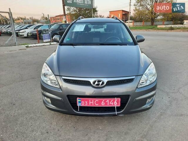 Серый Хендай i30 Wagon, объемом двигателя 0 л и пробегом 175 тыс. км за 6700 $, фото 1 на Automoto.ua