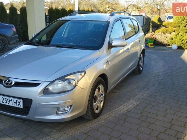 Синий Хендай i30 Wagon, объемом двигателя 1.6 л и пробегом 218 тыс. км за 5900 $, фото 1 на Automoto.ua