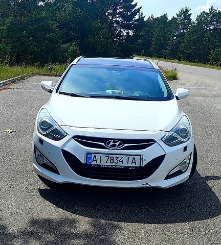 Білий Хендай і40, об'ємом двигуна 1.7 л та пробігом 160 тис. км за 7700 $, фото 1 на Automoto.ua