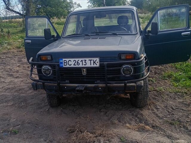 Белый Хендай и40, объемом двигателя 1.7 л и пробегом 287 тыс. км за 9250 $, фото 1 на Automoto.ua