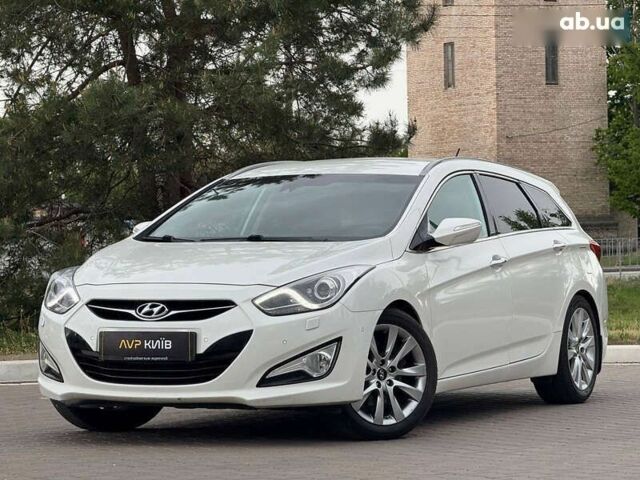 Хендай и40, объемом двигателя 1.7 л и пробегом 342 тыс. км за 7600 $, фото 1 на Automoto.ua