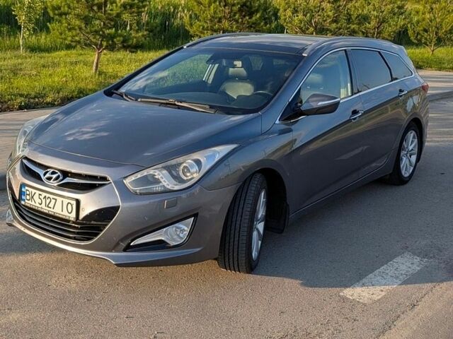 Сірий Хендай і40, об'ємом двигуна 1.69 л та пробігом 260 тис. км за 10200 $, фото 1 на Automoto.ua