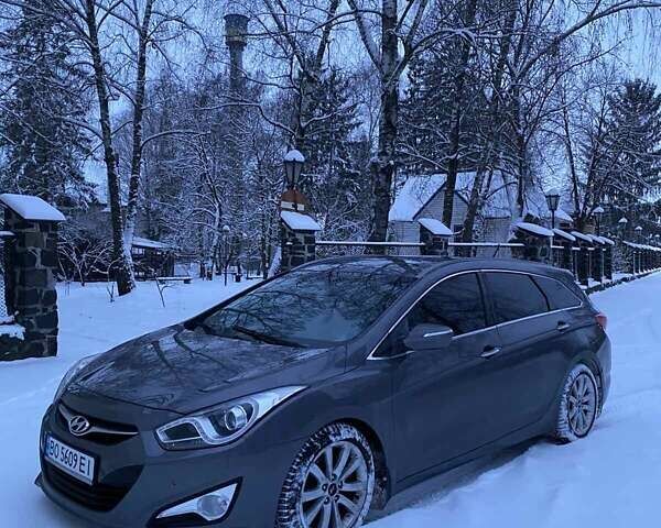 Серый Хендай и40, объемом двигателя 1.69 л и пробегом 140 тыс. км за 8700 $, фото 1 на Automoto.ua