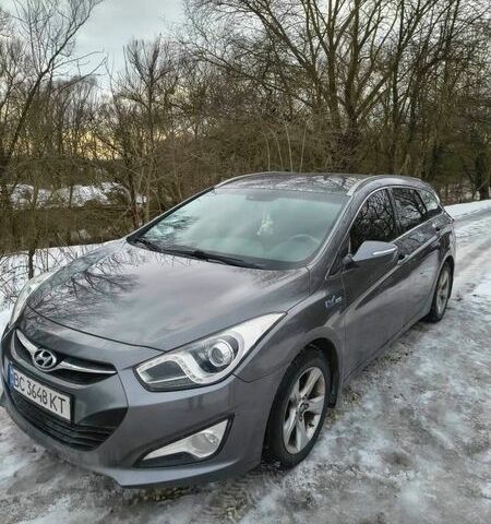 Серый Хендай и40, объемом двигателя 1.69 л и пробегом 226 тыс. км за 7000 $, фото 1 на Automoto.ua