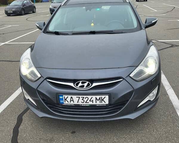 Серый Хендай и40, объемом двигателя 1.7 л и пробегом 238 тыс. км за 8500 $, фото 1 на Automoto.ua
