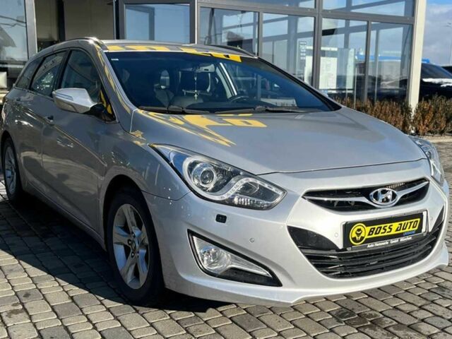 Серый Хендай и40, объемом двигателя 1.7 л и пробегом 180 тыс. км за 10300 $, фото 1 на Automoto.ua