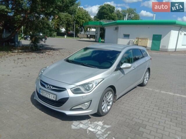 Серый Хендай и40, объемом двигателя 1.7 л и пробегом 250 тыс. км за 8114 $, фото 1 на Automoto.ua