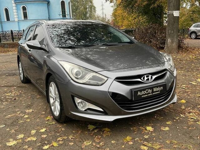 Сірий Хендай і40, об'ємом двигуна 1.7 л та пробігом 260 тис. км за 9700 $, фото 1 на Automoto.ua