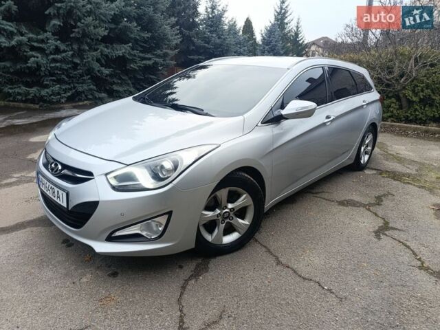 Серый Хендай и40, объемом двигателя 1.7 л и пробегом 217 тыс. км за 8800 $, фото 1 на Automoto.ua
