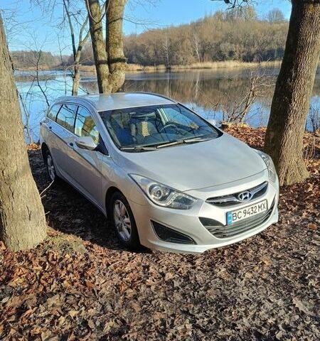 Серый Хендай и40, объемом двигателя 1.69 л и пробегом 272 тыс. км за 8499 $, фото 1 на Automoto.ua