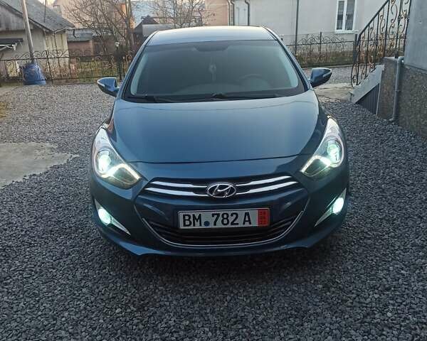 Синий Хендай и40, объемом двигателя 1.6 л и пробегом 199 тыс. км за 8000 $, фото 1 на Automoto.ua