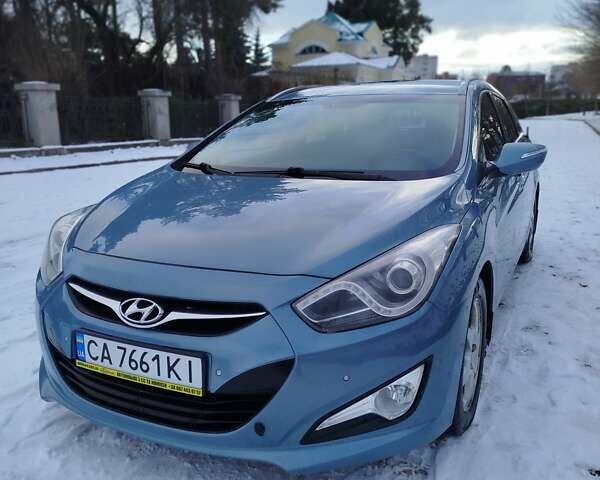 Синій Хендай і40, об'ємом двигуна 1.7 л та пробігом 296 тис. км за 9500 $, фото 1 на Automoto.ua