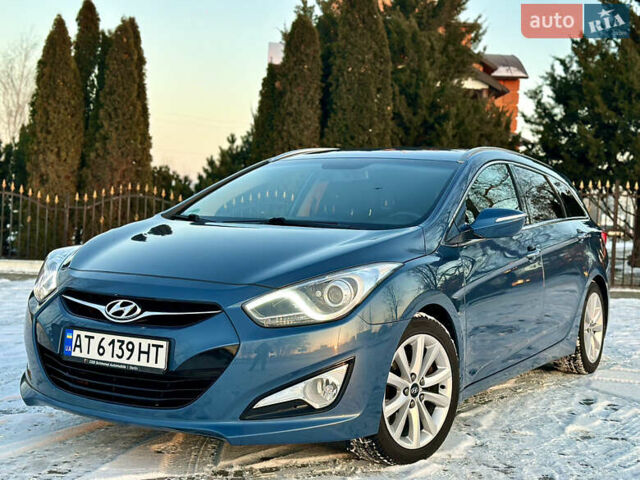 Синій Хендай і40, об'ємом двигуна 1.69 л та пробігом 173 тис. км за 10300 $, фото 1 на Automoto.ua