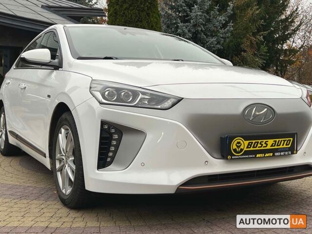 Білий Хендай Ioniq, об'ємом двигуна 28 л та пробігом 108 тис. км за 15100 $, фото 1 на Automoto.ua