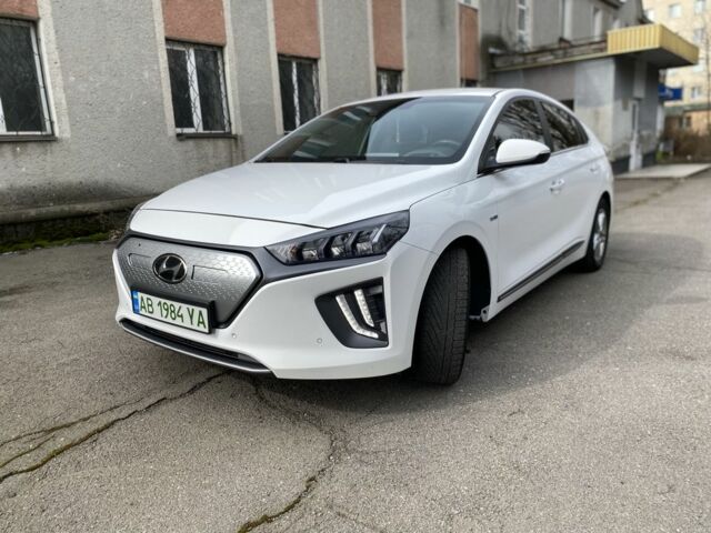 Білий Хендай Ioniq, об'ємом двигуна 0 л та пробігом 85 тис. км за 21300 $, фото 1 на Automoto.ua