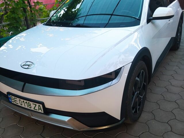 Білий Хендай Ioniq, об'ємом двигуна 0 л та пробігом 57 тис. км за 23999 $, фото 1 на Automoto.ua