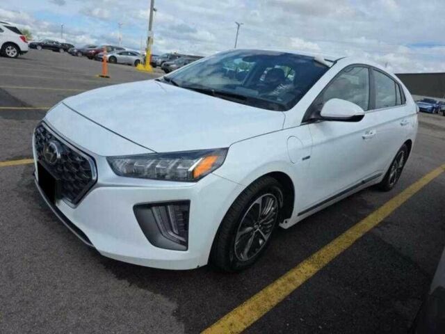 Белый Хендай Ioniq, объемом двигателя 1.6 л и пробегом 34 тыс. км за 5200 $, фото 1 на Automoto.ua