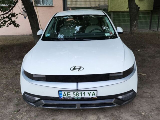 Хендай Ioniq 2022 у Никополе на Automoto.ua Білий Хендай Ioniq, об'ємом двигуна 0 л та пробігом 98 тис. км за 24000 $, фото 1 на Automoto.ua