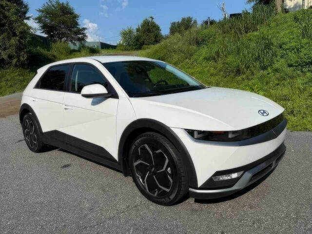 Білий Хендай Ioniq, об'ємом двигуна 0 л та пробігом 10 тис. км за 14000 $, фото 1 на Automoto.ua