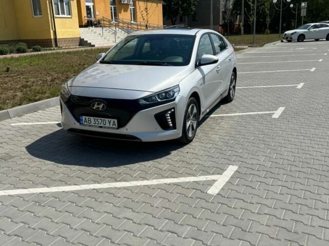 Белый Хендай Ioniq, объемом двигателя 0 л и пробегом 160 тыс. км за 14700 $, фото 1 на Automoto.ua