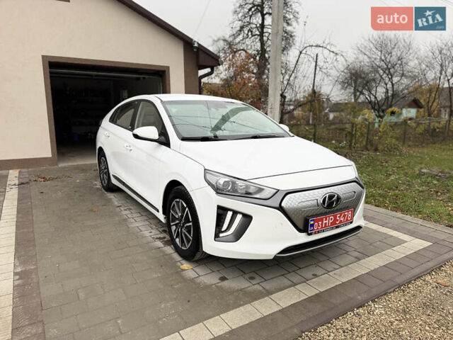 Білий Хендай Ioniq, об'ємом двигуна 0 л та пробігом 83 тис. км за 15264 $, фото 1 на Automoto.ua