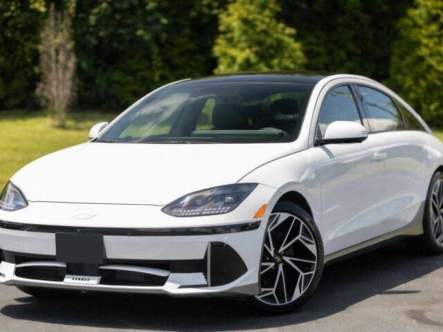 Белый Хендай Ioniq, объемом двигателя 0 л и пробегом 23 тыс. км за 9500 $, фото 1 на Automoto.ua