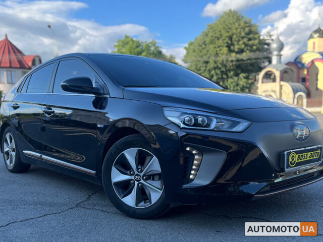 Черный Хендай Ioniq, объемом двигателя 28 л и пробегом 115 тыс. км за 15190 $, фото 1 на Automoto.ua