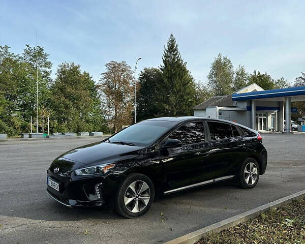 Чорний Хендай Ioniq, об'ємом двигуна 0 л та пробігом 110 тис. км за 11990 $, фото 1 на Automoto.ua