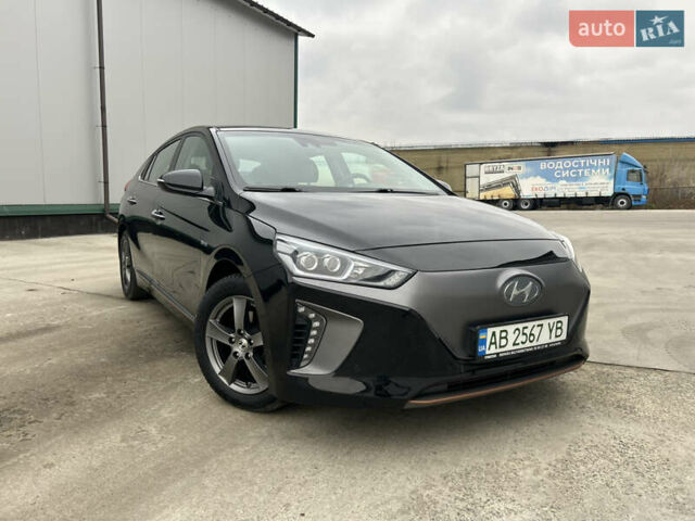 Черный Хендай Ioniq, объемом двигателя 0 л и пробегом 100 тыс. км за 12500 $, фото 1 на Automoto.ua
