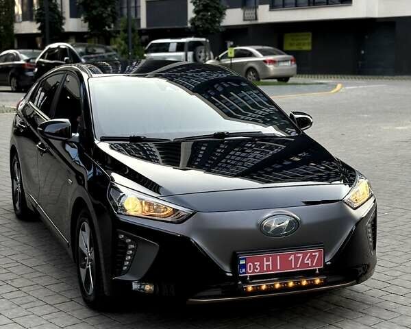 Черный Хендай Ioniq, объемом двигателя 0 л и пробегом 91 тыс. км за 12800 $, фото 1 на Automoto.ua