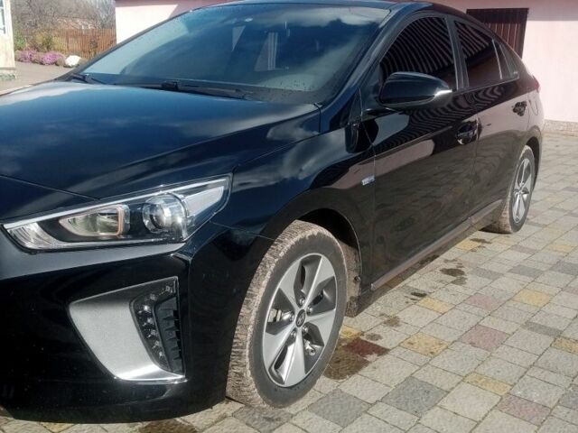 Черный Хендай Ioniq, объемом двигателя 0 л и пробегом 100 тыс. км за 320 $, фото 1 на Automoto.ua