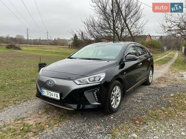 Чорний Хендай Ioniq, об'ємом двигуна 0 л та пробігом 65 тис. км за 15500 $, фото 1 на Automoto.ua