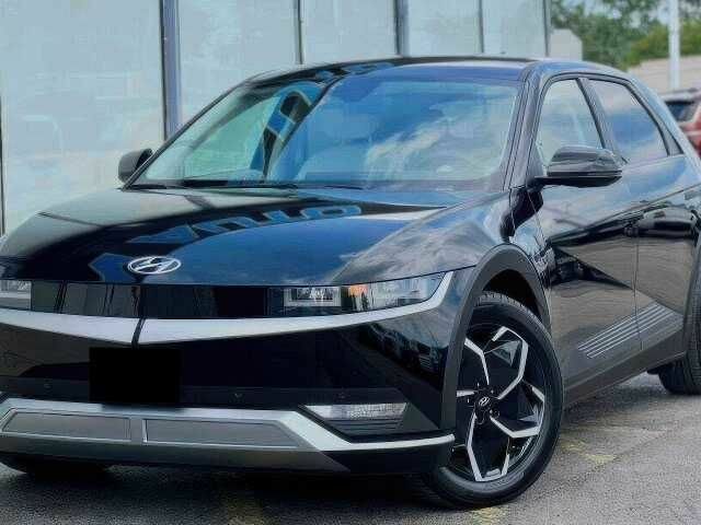 Чорний Хендай Ioniq, об'ємом двигуна 0 л та пробігом 20 тис. км за 18000 $, фото 1 на Automoto.ua