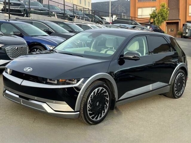 Черный Хендай Ioniq, объемом двигателя 0 л и пробегом 20 тыс. км за 22000 $, фото 1 на Automoto.ua