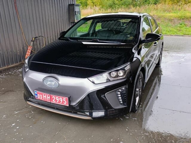 Черный Хендай Ioniq, объемом двигателя 0 л и пробегом 91 тыс. км за 13100 $, фото 1 на Automoto.ua