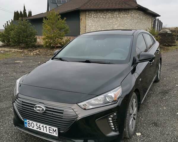 Черный Хендай Ioniq, объемом двигателя 1.58 л и пробегом 41 тыс. км за 15000 $, фото 1 на Automoto.ua