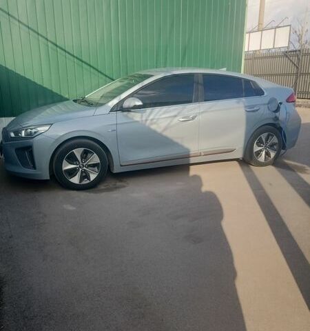 Коричневий Хендай Ioniq, об'ємом двигуна 0 л та пробігом 140 тис. км за 14300 $, фото 1 на Automoto.ua