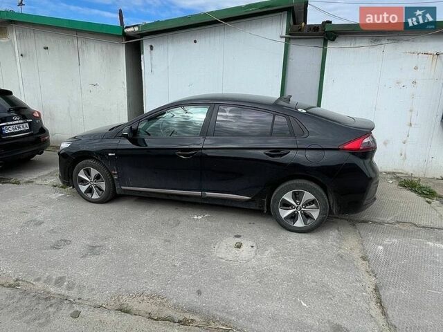 Хендай Ioniq, объемом двигателя 0 л и пробегом 200 тыс. км за 11100 $, фото 1 на Automoto.ua