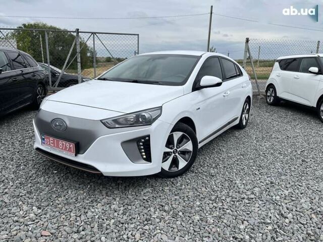 Хендай Ioniq, об'ємом двигуна 0 л та пробігом 96 тис. км за 12599 $, фото 1 на Automoto.ua