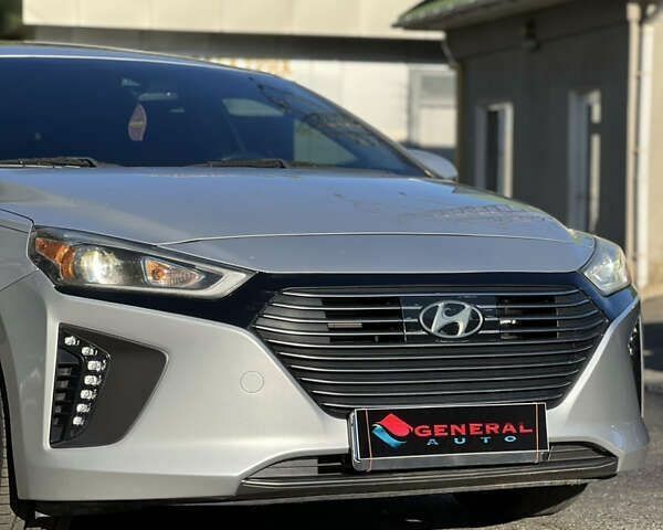 Хендай Ioniq, объемом двигателя 0 л и пробегом 134 тыс. км за 15900 $, фото 1 на Automoto.ua