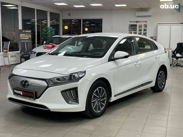 Хендай Ioniq, об'ємом двигуна 0 л та пробігом 82 тис. км за 16490 $, фото 1 на Automoto.ua