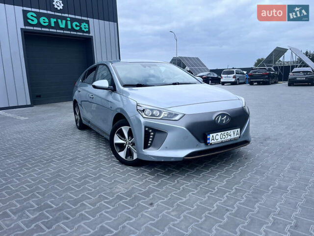 Серый Хендай Ioniq, объемом двигателя 0 л и пробегом 236 тыс. км за 11500 $, фото 1 на Automoto.ua
