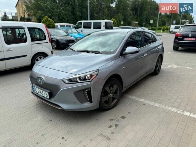 Сірий Хендай Ioniq, об'ємом двигуна 0 л та пробігом 110 тис. км за 11600 $, фото 1 на Automoto.ua
